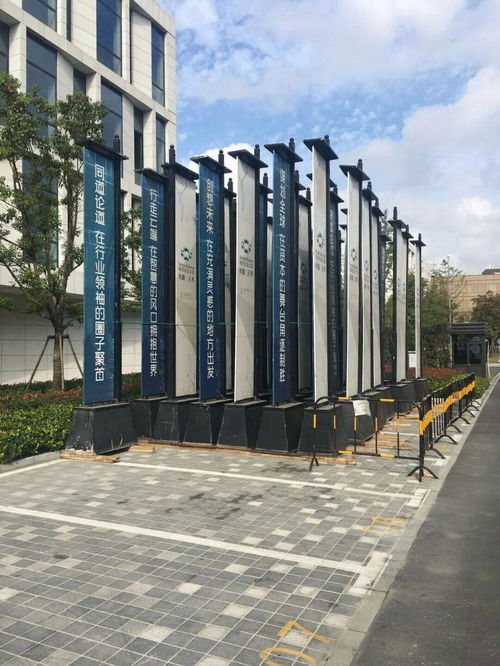 上海戶外廣告一站式服務(wù) 圖工廠接單、設(shè)計策劃、制作發(fā)布與代理代辦